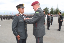 CEREMONIA MILITAR DE RECONOCIMIENTO INSTITUCIONAL Y GRADUACIÓN DE 763 ...